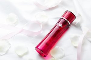 エイジングケア化粧水ナールスピュア