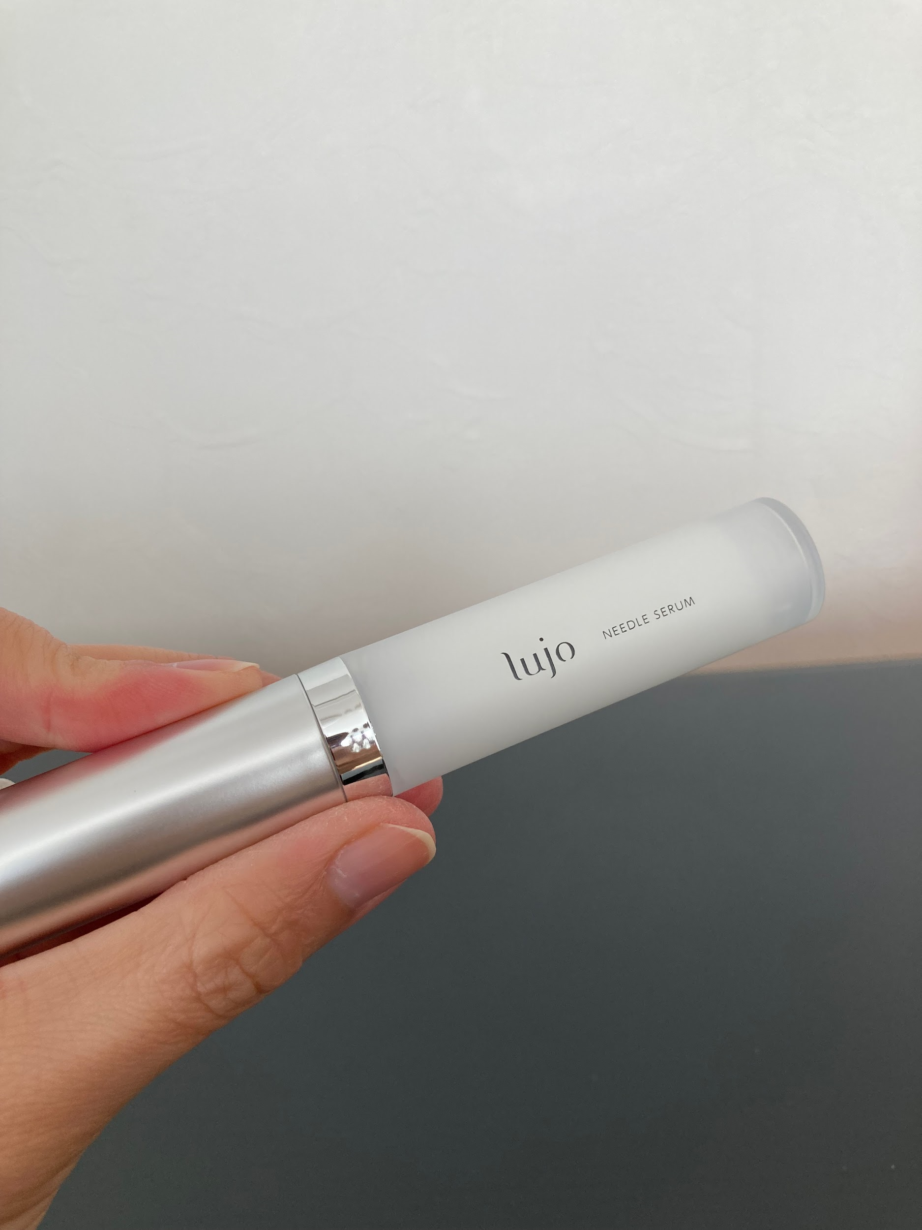 噂のルジョーニードルセラム針美容クリーム。目元口元ふっくらに  