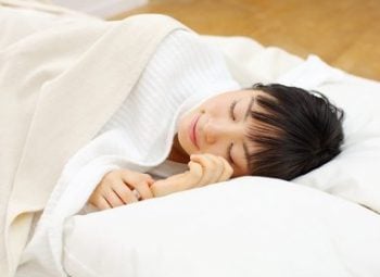 肌のツヤを取り戻すための睡眠
