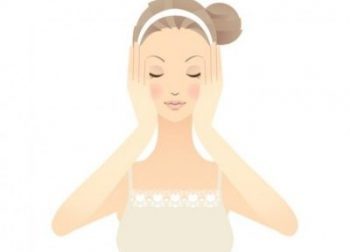 十分な保湿で夏老け肌を解消した女性