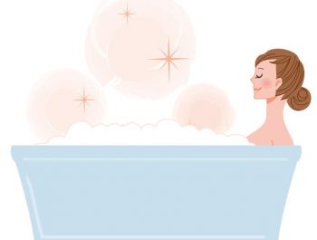 お風呂でヒートショックプロテイン(HSP)47を増やすエイジングケア世代の女性