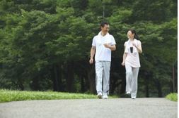 ストレス解消の運動をする人