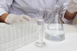 バリア機能の計測する研究者のイメージ