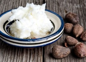 ほうれい線対策用保湿クリームに入っているシアバターのイメージ