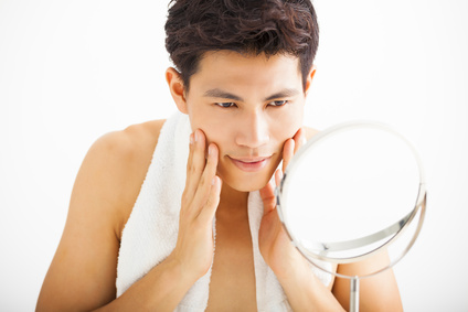 エイジングケアでお肌がきれいになった男性