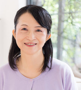 60代、70代のエイジングケアを考える女性