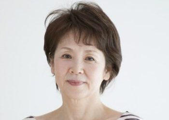 美肌を望む50代の女性