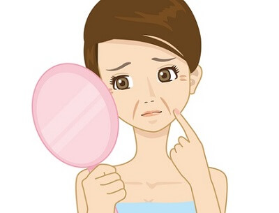 エイジングサインに悩む強いクレンジングを続けた女性