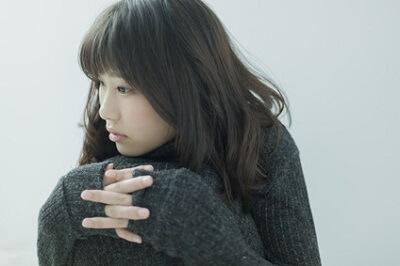 エイジングが気になる20代の女性