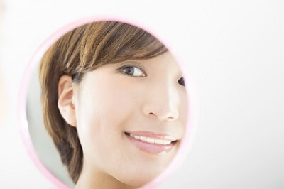 肌の肌理（キメ）を整えて美肌になりたい女性