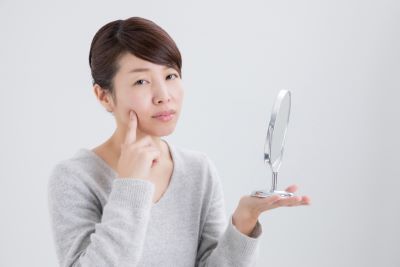 夏の乾燥肌対策の方法を知りたい女性