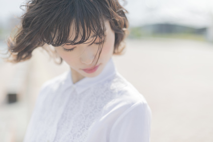 結婚する女性