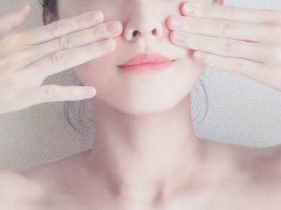 エイジングケアを考えている20代女性