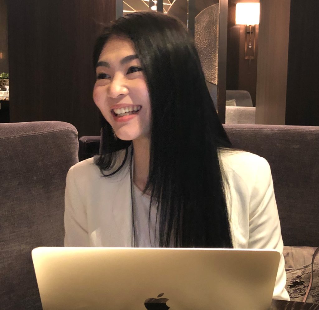 長嶋里沙さんの写真
