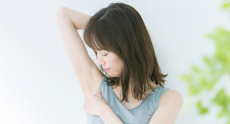 汗のニオイが気になる女性