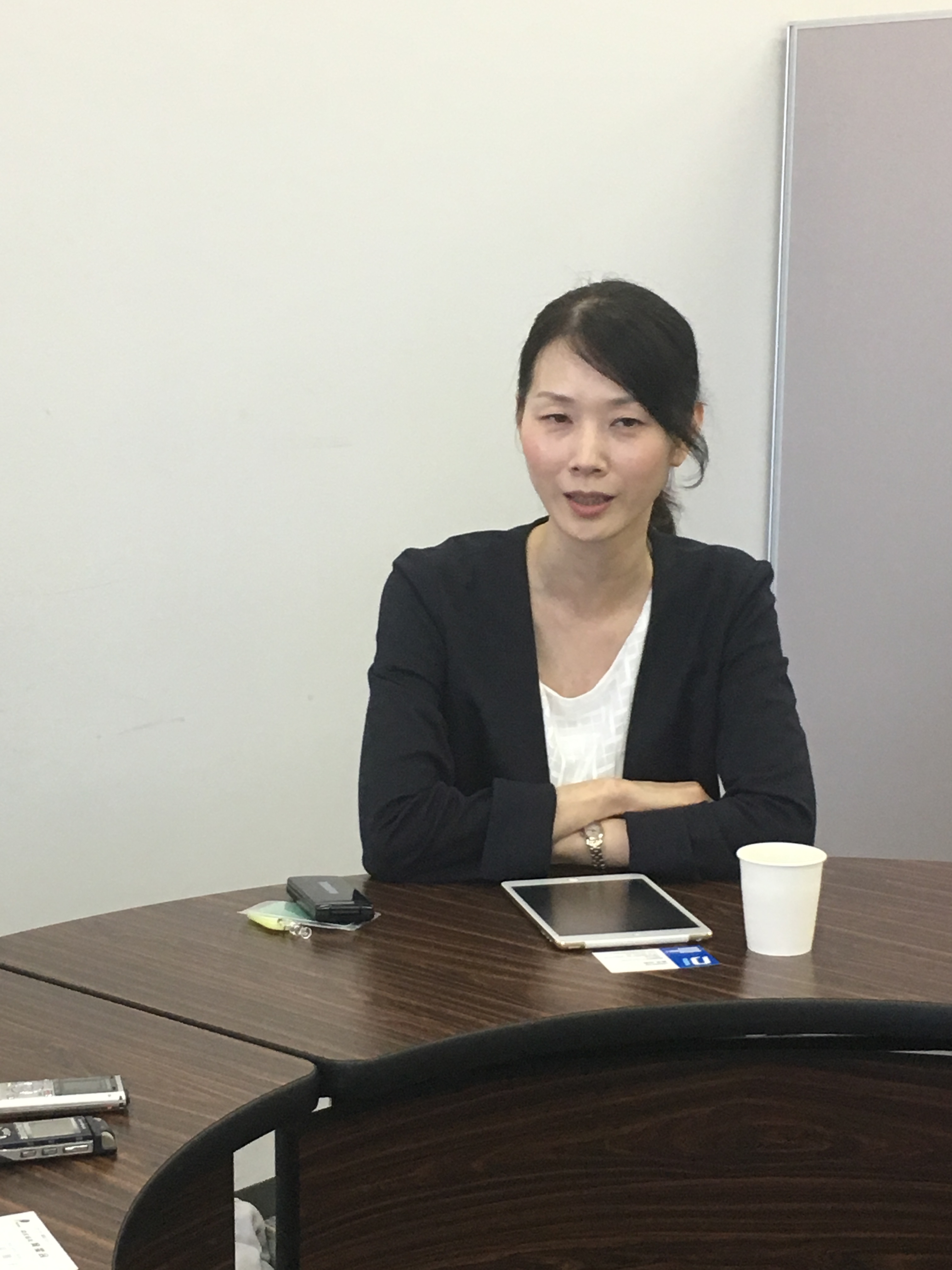 紫外線対策について話す楠見さん