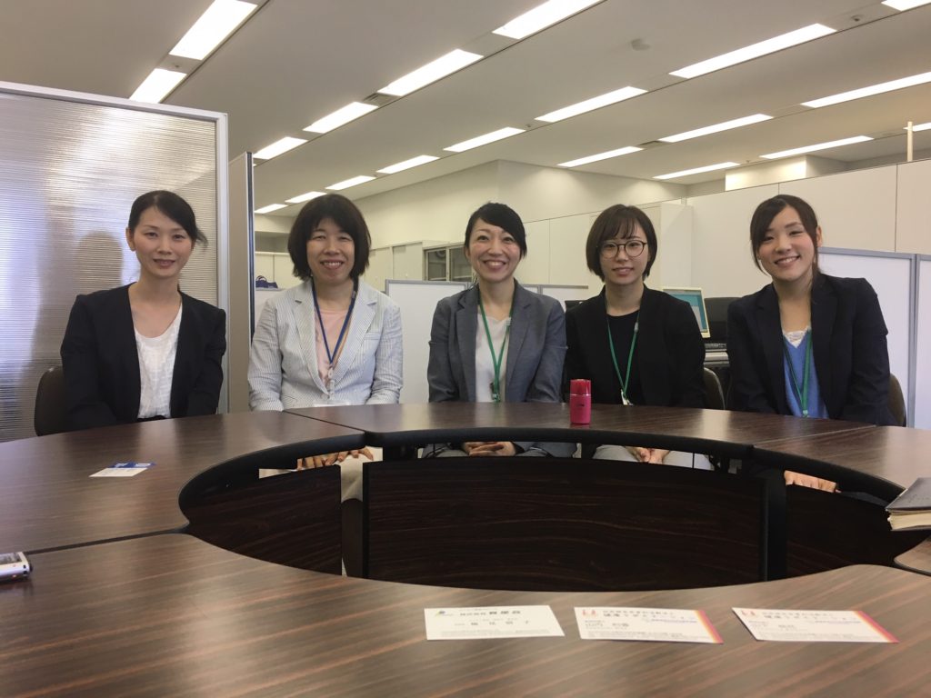 座談会に参加いただいた5名