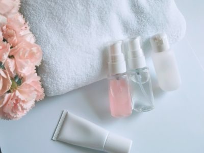 冬の肌トラブルに適した化粧品のイメージ