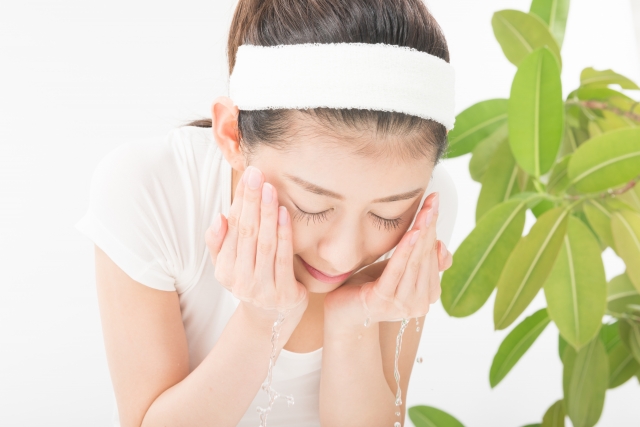 上手にすすぐ女性
