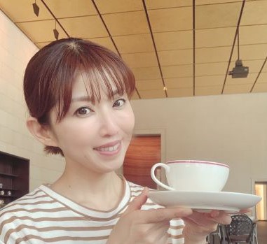 「あなたの肌は食べ物が作っている！」の感想を語る中川ゆう子さん