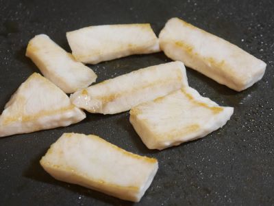 フライパンにはいっためかじき