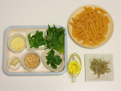 大葉とミントのパスタの材料