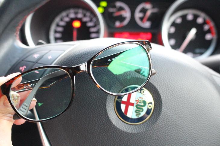 アイケアメガネ