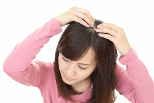 髪の毛のボリューム、抜け毛が気になるときは、頭皮環境の改善を by