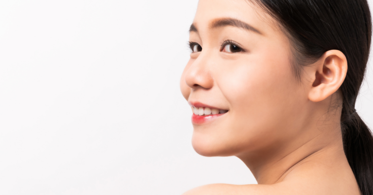 たるみ毛穴ケアの化粧水の使い方！正しい方法でエイジングケア