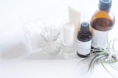 ボトルとコットン